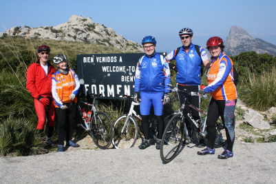 Radsportfreunde bei ihrer Tour auf Mallorca 